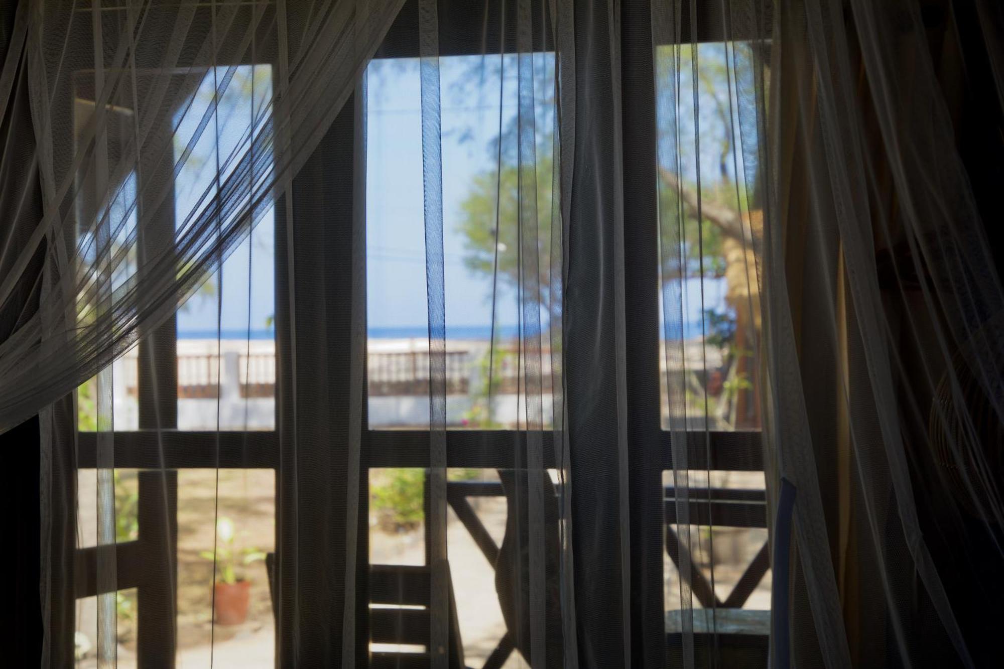 Villa Sunset Beach Gili Trawangan Eksteriør bilde