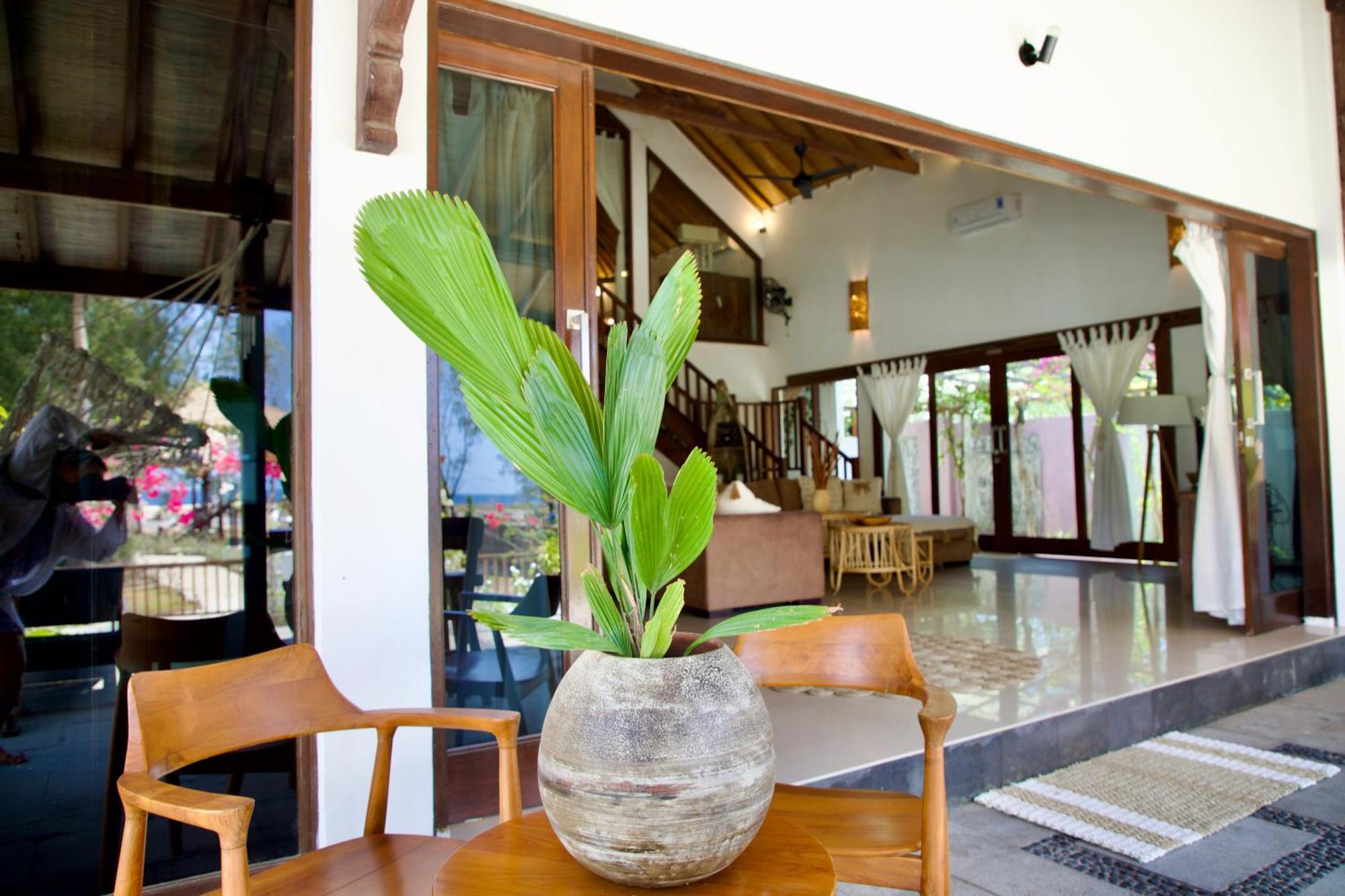 Villa Sunset Beach Gili Trawangan Eksteriør bilde